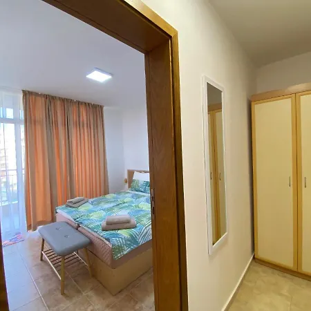 Anita A 25 Pool View Sunny סאני ביץ'