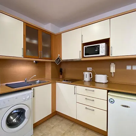 Anita A 25 Pool View Sunny סאני ביץ'