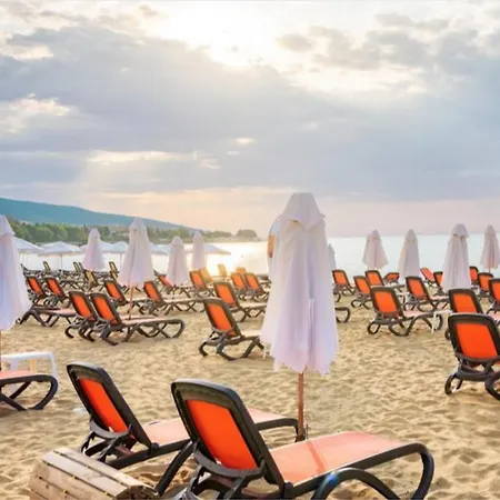 Anita A 25 Pool View Sunny Апартаменти *