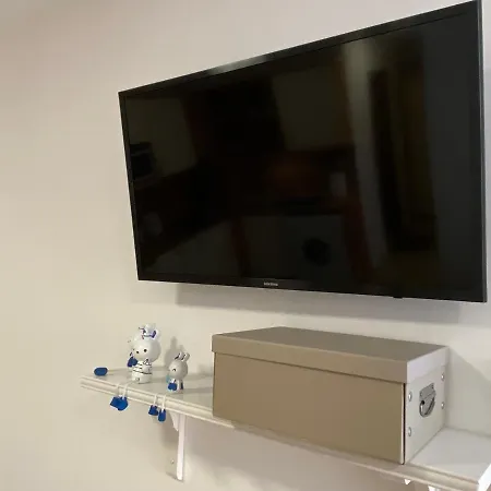 Anita A 25 Pool View Sunny *